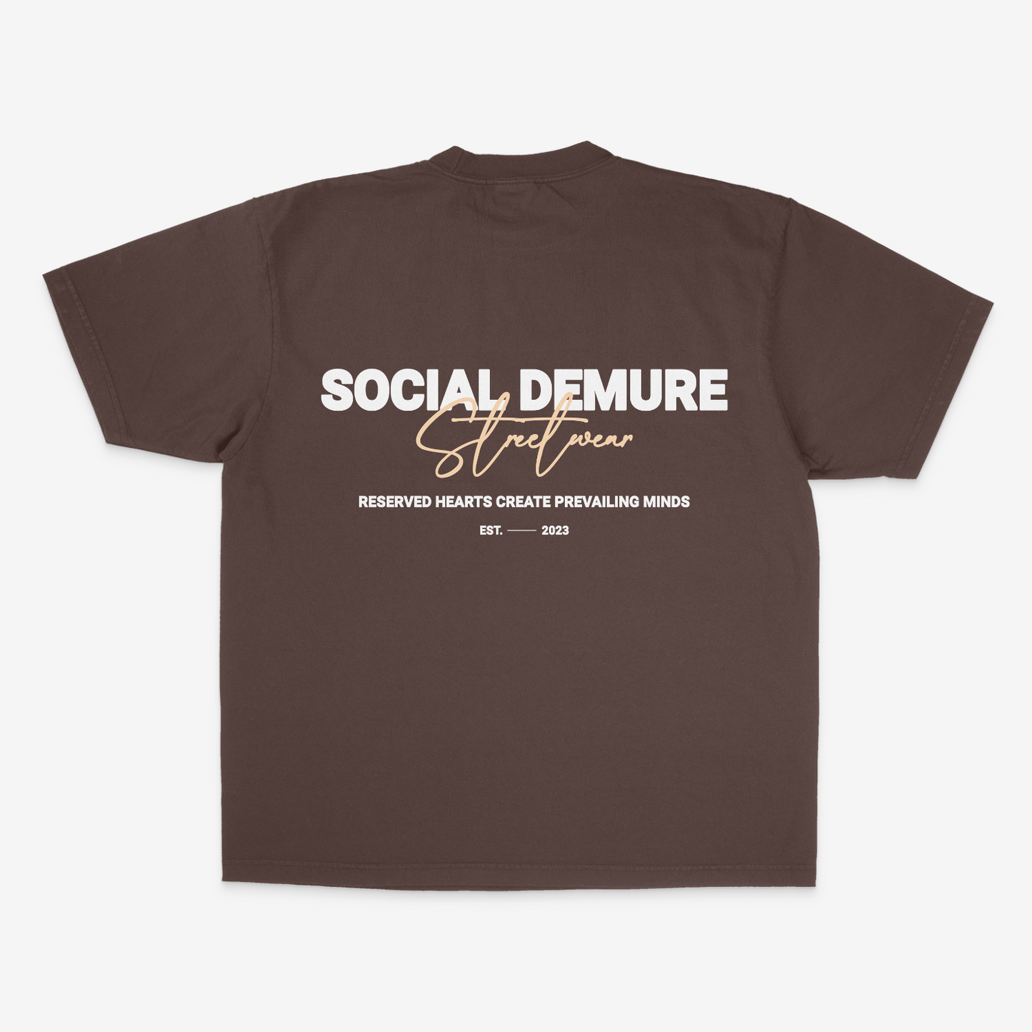 THE SIGNATURE TEE