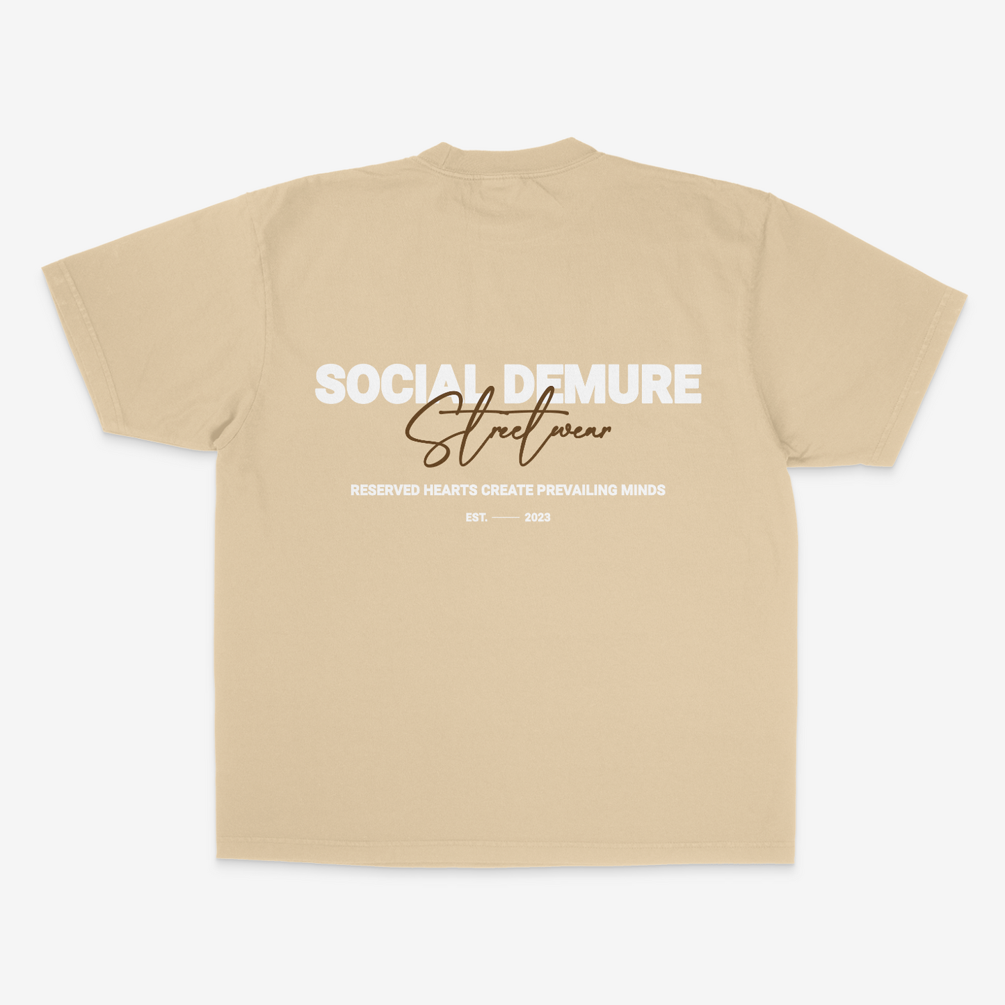 THE SIGNATURE TEE